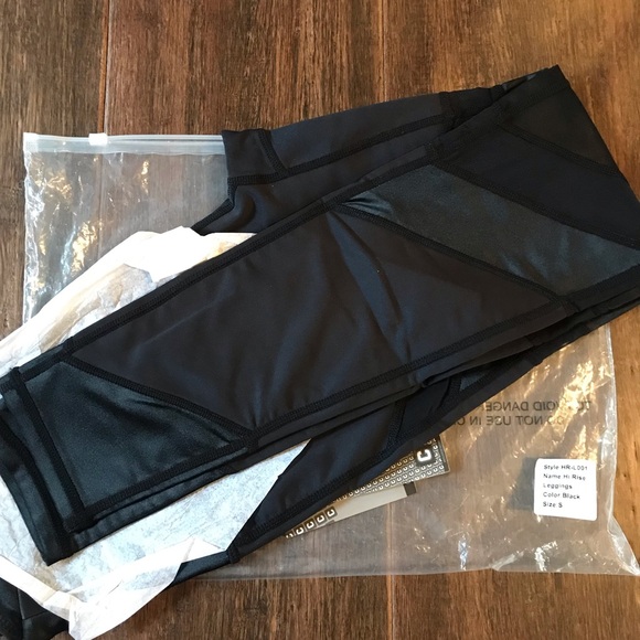 Chestee Barbella Collab Hi Rise Leggings - Picture 2 of 2